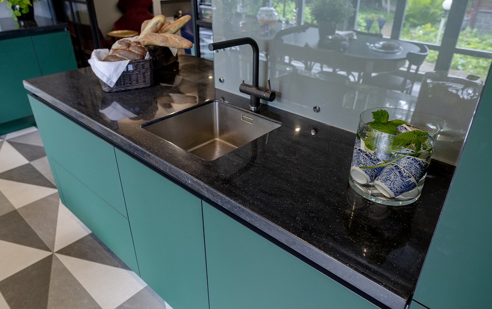 Кухня Ханна Блэк BL