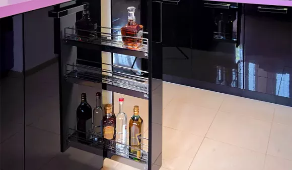 Фиолетовая кухня во Владивостоке