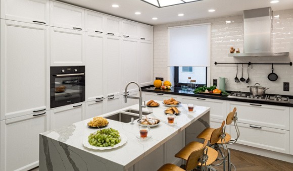 Белая кухня в Липецке