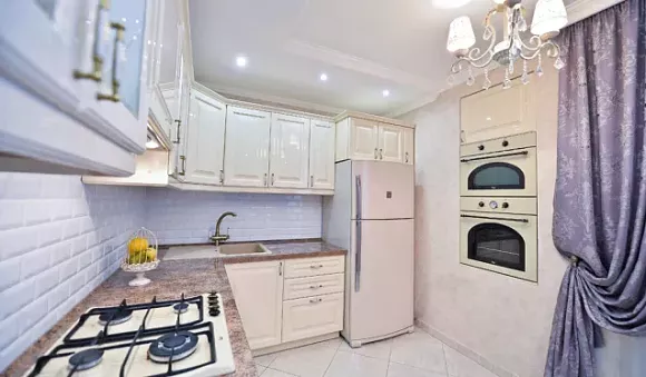 Глянцевая кухня в Санкт-Петербурге