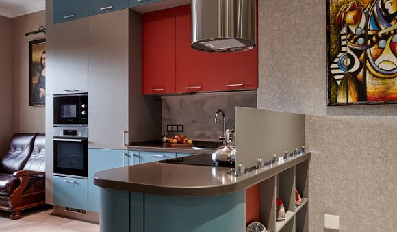 Коричневая кухня в Санкт-Петербурге