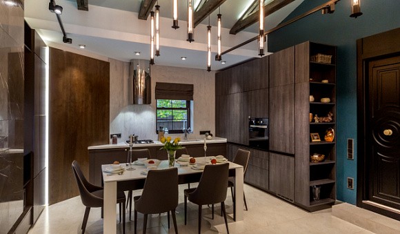 Коричневая кухня в Клину