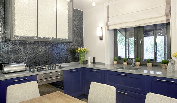 Кухни из массива дерева